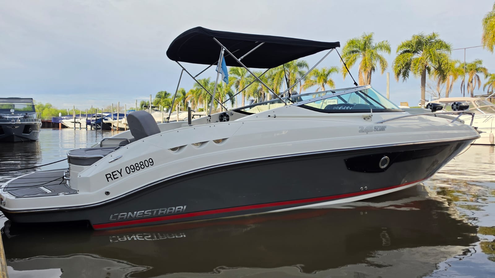Canestrari Cuddy 245 2023 Mercruiser 250 hp B III